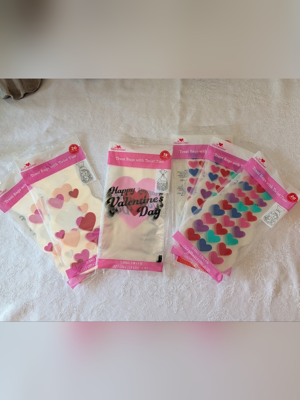 Valentine Treat Bags w/Heart Designs Pink, Red Teal  Variety Over 100 Total NIP